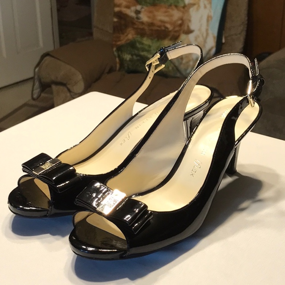 Anne Klein black wonderful shoes! 🖤